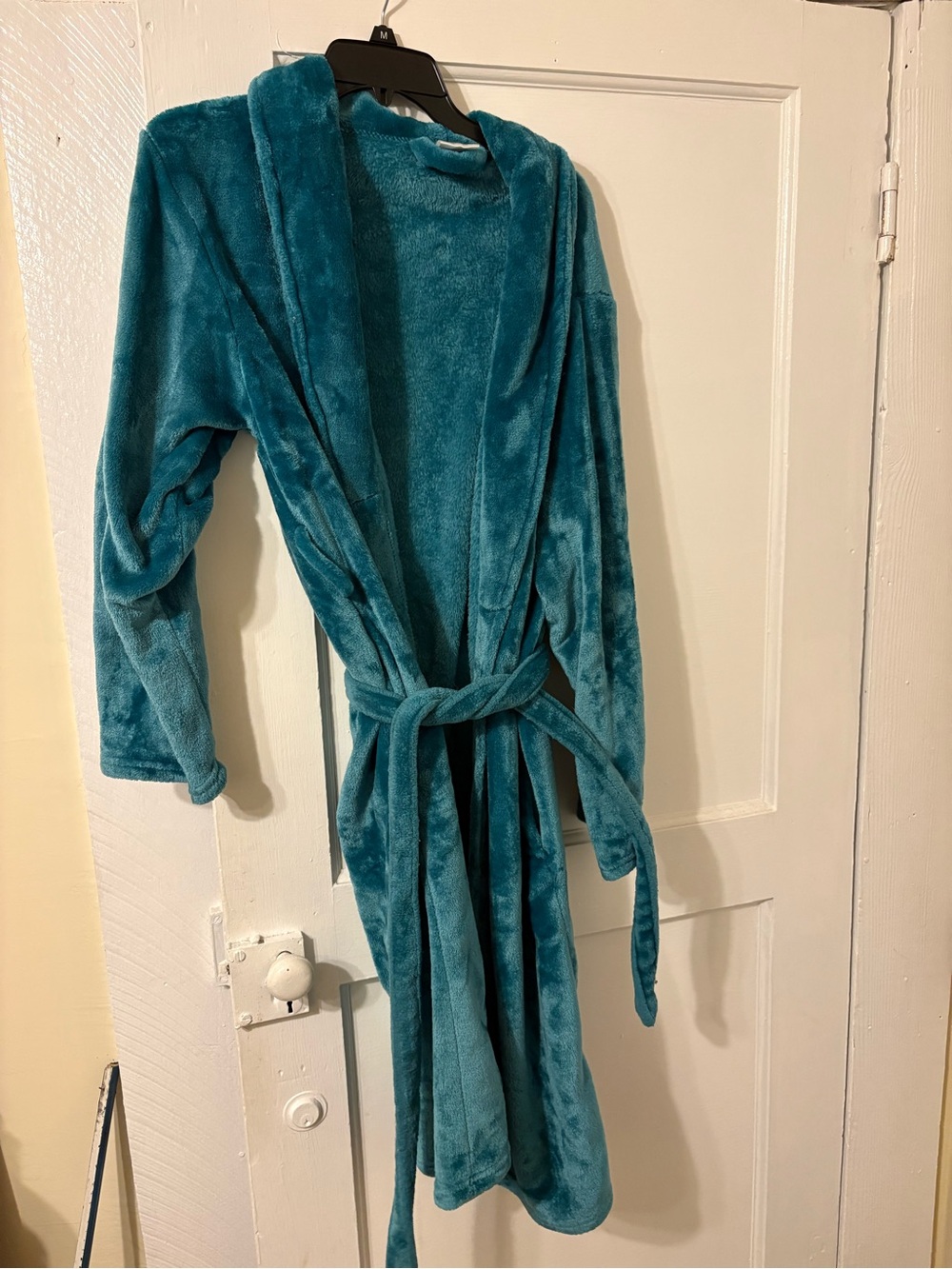 Plush Teal Women’s Bathrobe - Soft Hooded Robe